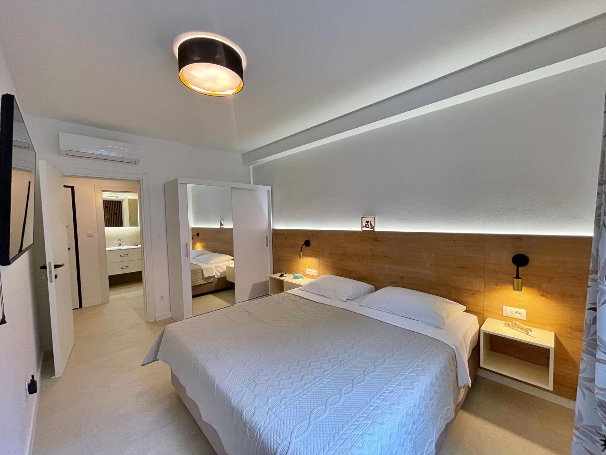 Villas Punta Silo - Luxury Apartments With Pool 외부 사진